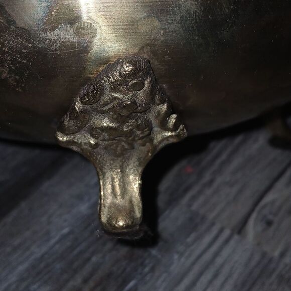 Hosley Vintage Solid Brass Pot Vase Hammered with Rope Detail, Boho, Planter - Picture 8 of 8